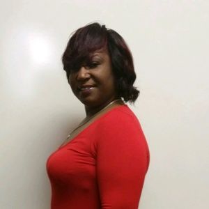 Meet your Posher, Lucy